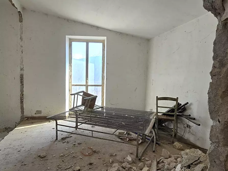 Immagine 12 di Villa in vendita  in Località Cavate a Sulmona