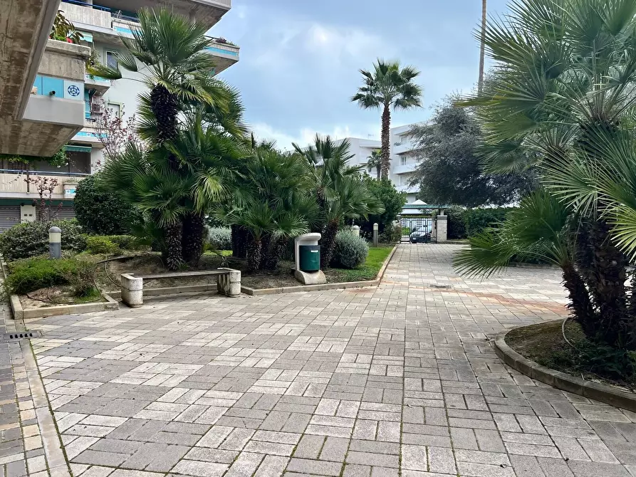 Immagine 3 di Appartamento in vendita  in Via Bradano a Montesilvano