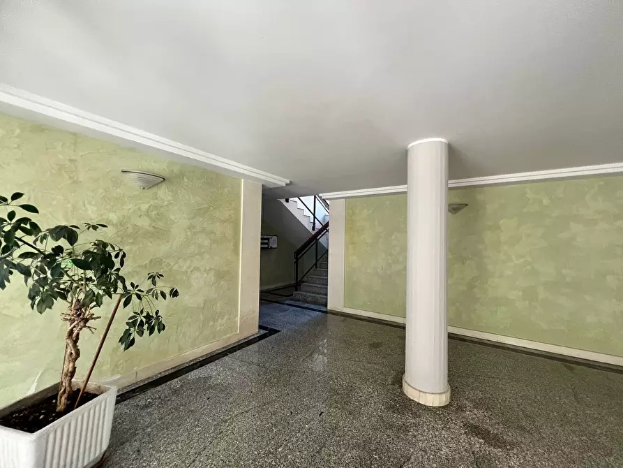 Immagine 4 di Appartamento in vendita  in Via Bradano a Montesilvano