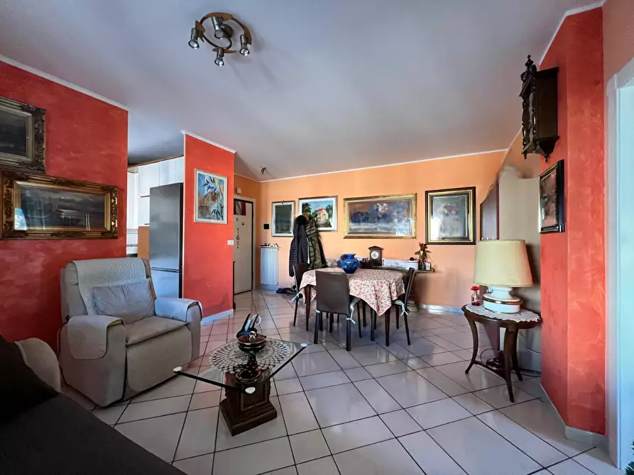 Immagine 14 di Appartamento in vendita  in Via Bradano a Montesilvano