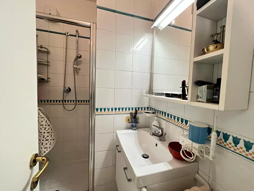 Immagine 25 di Appartamento in vendita  in Via Bradano a Montesilvano