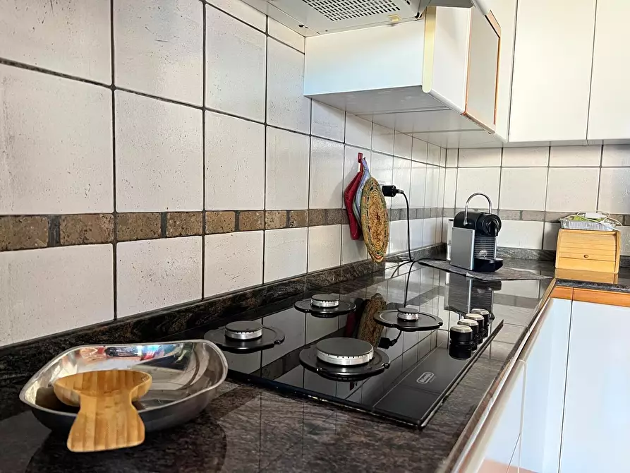 Immagine 29 di Appartamento in vendita  in Via Bradano a Montesilvano