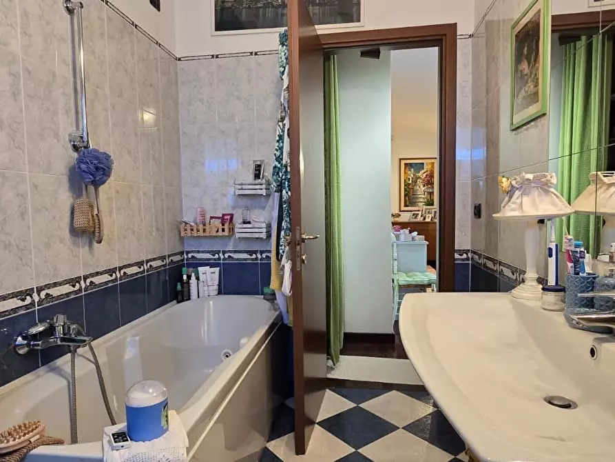 Immagine 39 di Appartamento in vendita  in Via A. Spagnuolo 32 a Montesilvano