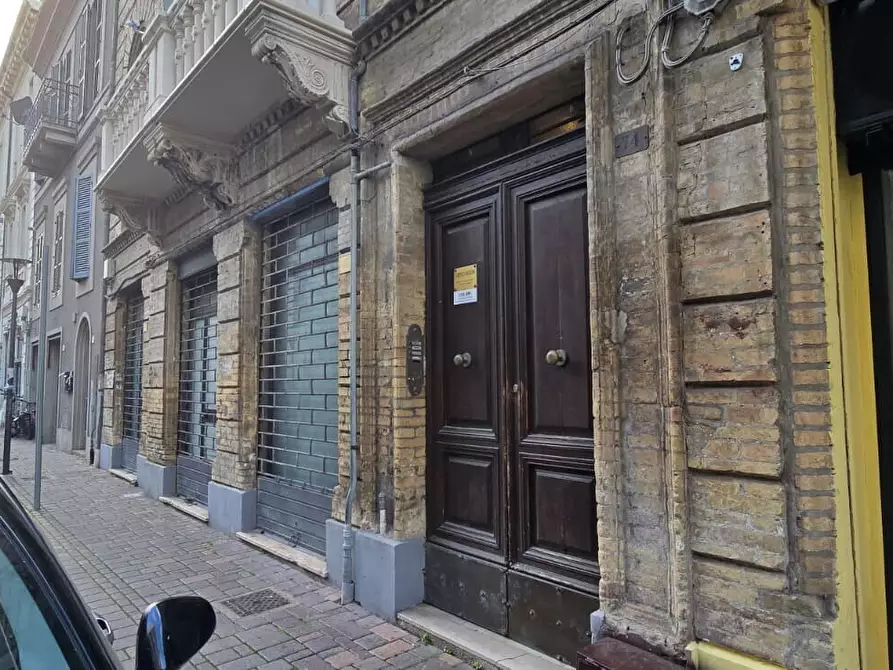 Immagine 19 di Appartamento in vendita  in Via dei Bastioni, 74 a Pescara