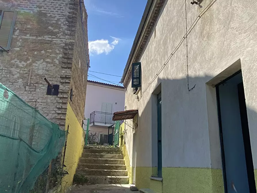 Immagine 4 di Villa in vendita  in Via Piano da Capo a Abbateggio