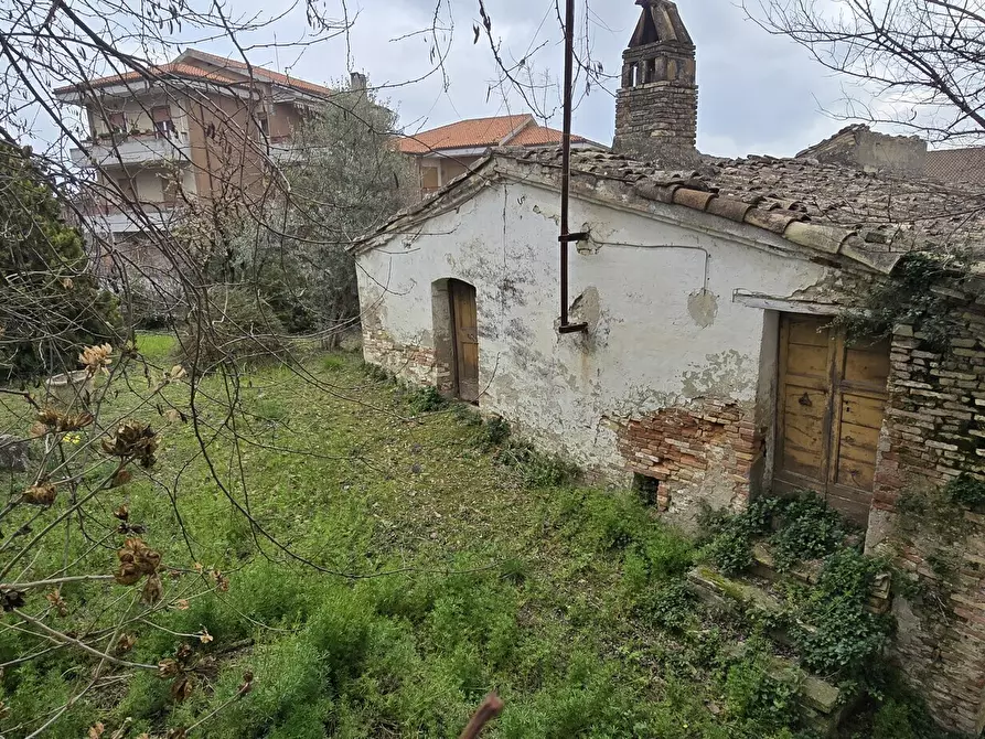 Immagine 15 di Villa in vendita  in Via Francesco Verrotti 4 a Penne