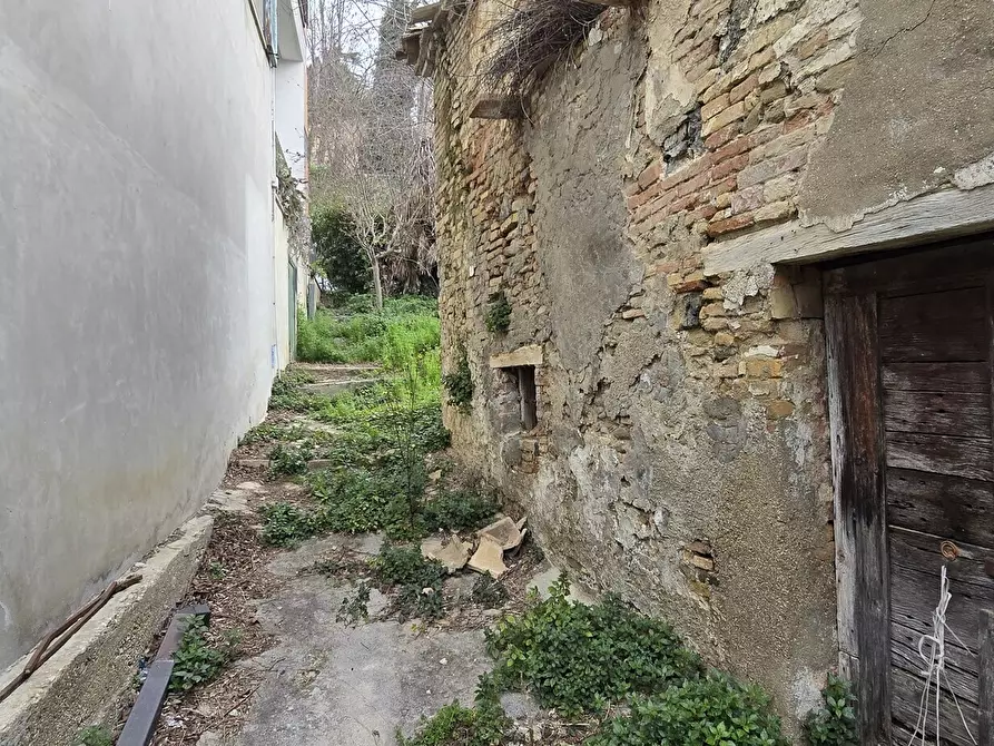 Immagine 18 di Villa in vendita  in Via Francesco Verrotti 4 a Penne