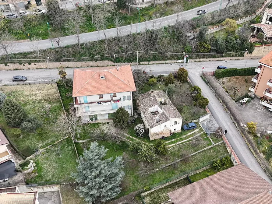 Immagine 7 di Villa in vendita  in Via Francesco Verrotti 4 a Penne