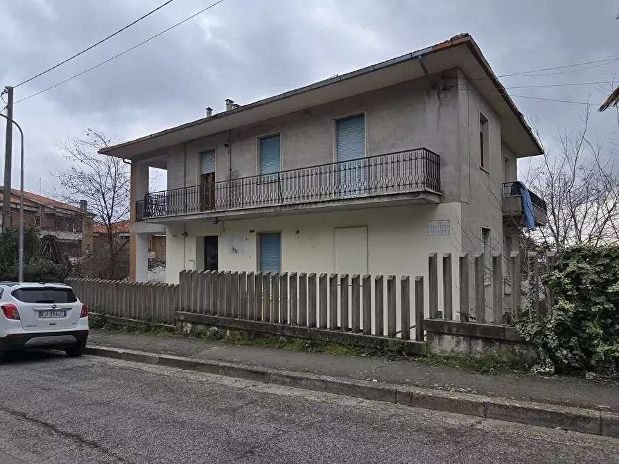 Immagine 5 di Appartamento in vendita  in Via Francesco Verrotti 4 a Penne