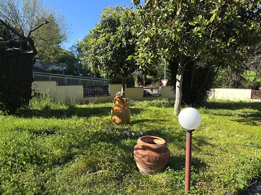 Immagine 75 di Villa in vendita  in Strada Colle Marino 55 a Pescara