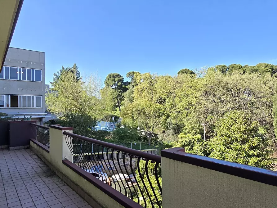 Immagine 44 di Villa in vendita  in Strada Colle Marino 55 a Pescara