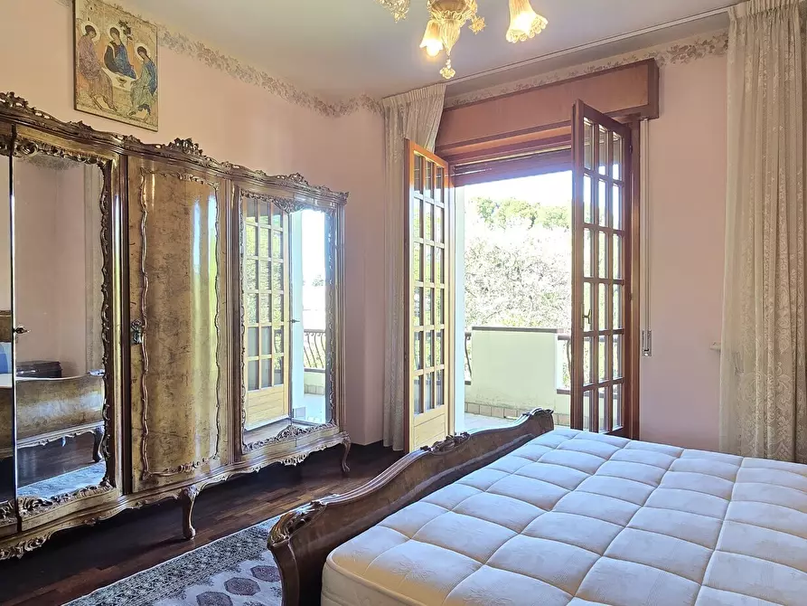 Immagine 43 di Villa in vendita  in Strada Colle Marino 55 a Pescara