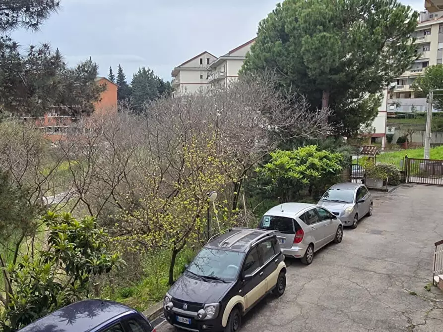 Immagine 29 di Appartamento in vendita  in San Camillo De Lellis 97 a Chieti