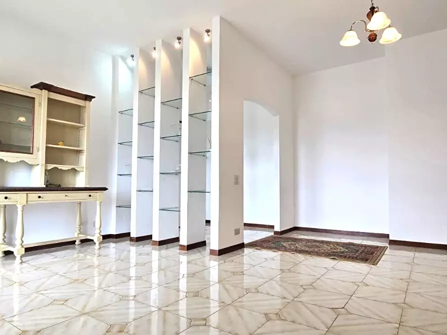 Immagine 4 di Appartamento in vendita  in San Camillo De Lellis 97 a Chieti