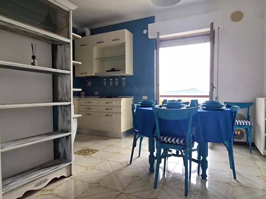 Immagine 8 di Appartamento in vendita  in San Camillo De Lellis 97 a Chieti