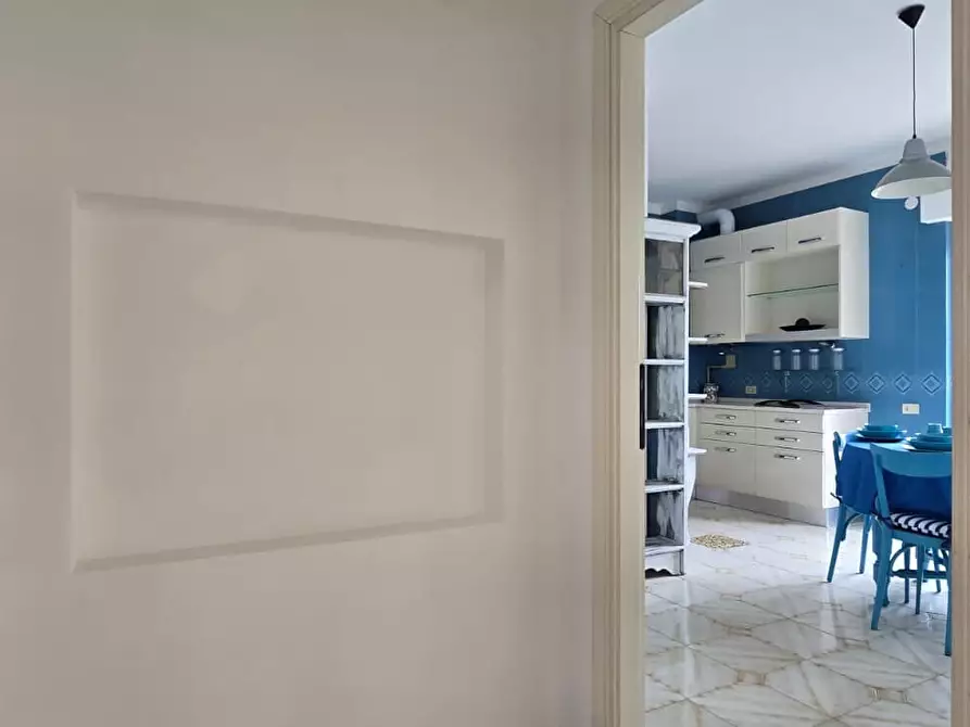 Immagine 6 di Appartamento in vendita  in San Camillo De Lellis 97 a Chieti