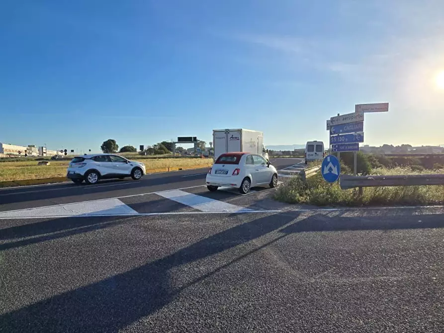 Immagine 9 di Terreno in vendita  in Via dei Trasvolatori a Elmas