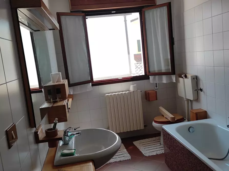 Immagine 23 di Villa in vendita  in Felice Cavallotti 24 - 26 a Codigoro