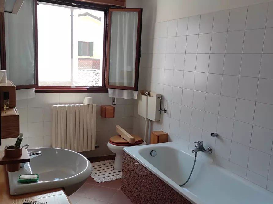 Immagine 25 di Villa in vendita  in Felice Cavallotti 24 - 26 a Codigoro