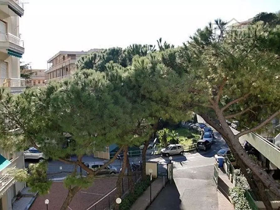 Appartamento in vendita in Via Serenella a San Remo