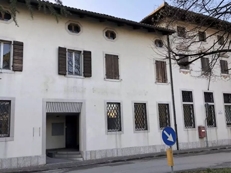Palazzo in vendita in Piazza Marconi 1 a Martignacco