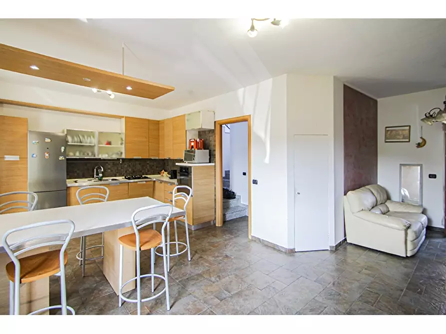 Villa in vendita in Via Manzoni 12 a Gornate-Olona