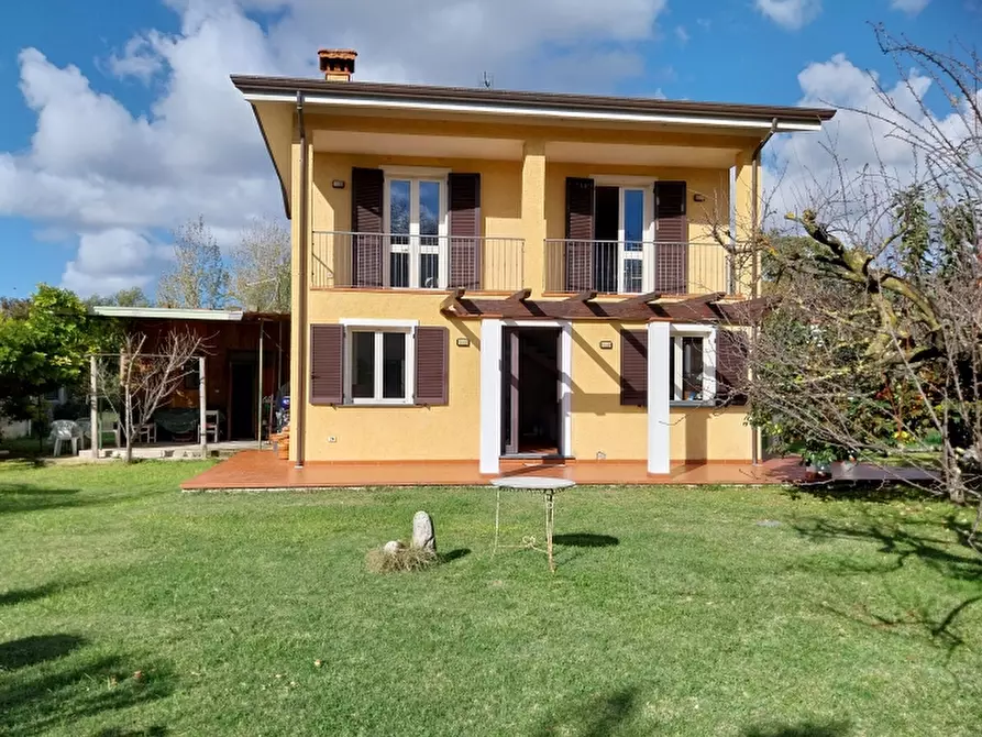 Villa in vendita in Via Ciocche 351l a Seravezza