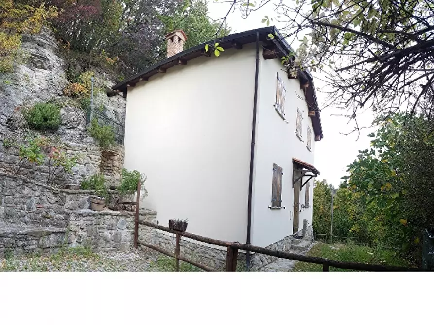 Villa in vendita in via labante a Castel D'aiano