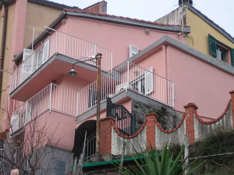 Villa in vendita in Piazza San Martino 4 a La Spezia
