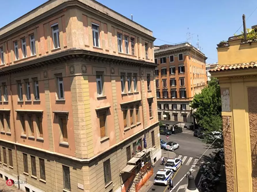 Appartamento in vendita in Via del Falco a Roma