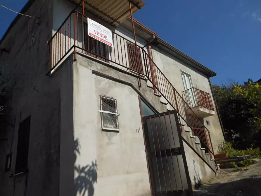 Casa indipendente in vendita in Via Santianni a Vairano Patenora