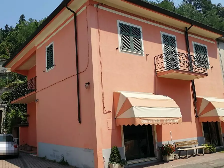 Casa indipendente in vendita in Cesare Battisti 34 a Fivizzano