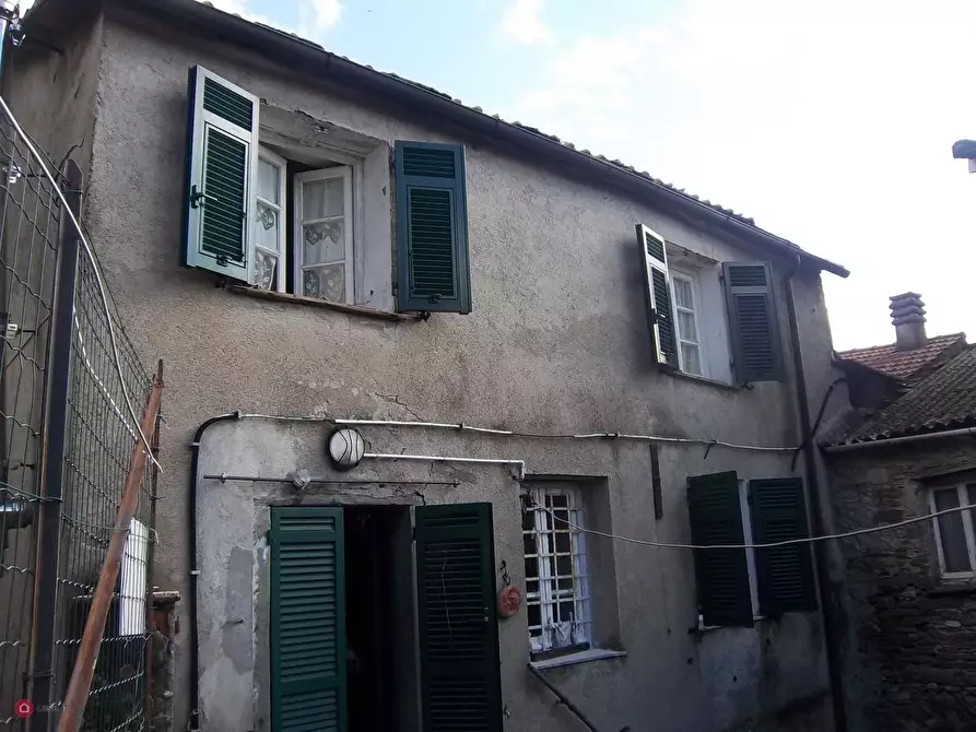 Casa bifamiliare in vendita in dei piani a Zignago