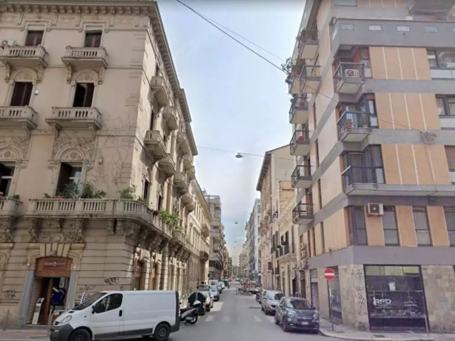 Appartamento in vendita in Via Cairoli a Bari