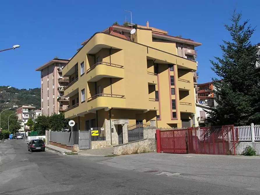 Appartamento in vendita in Via Piersanti Mattarella a Lamezia Terme