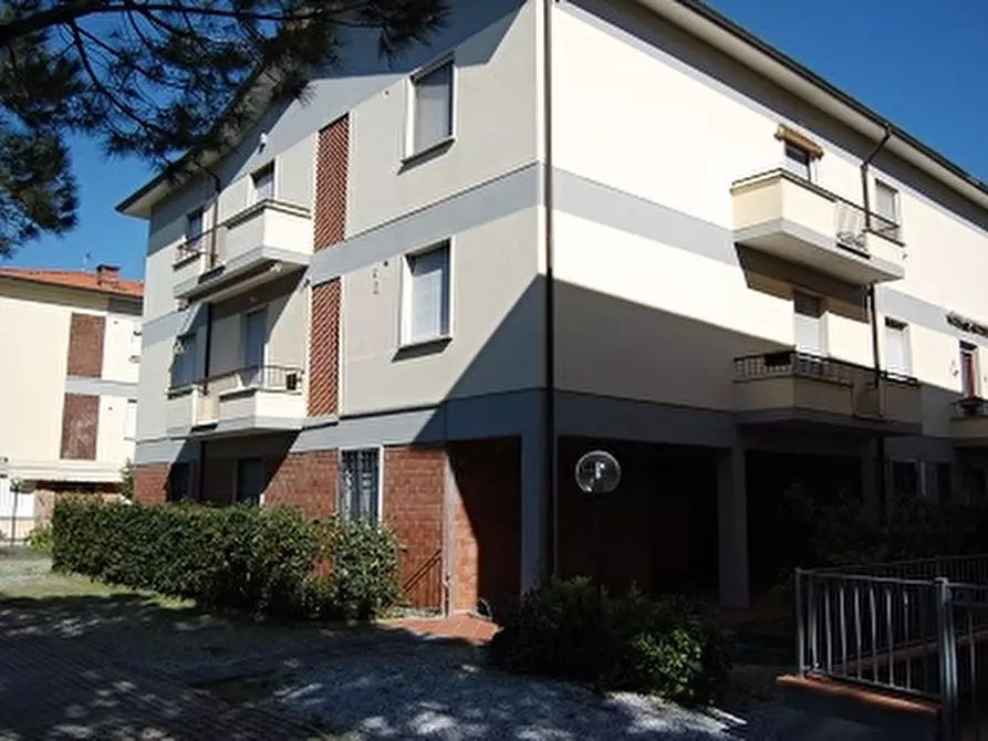 Appartamento in vendita in via Croce a Montignoso