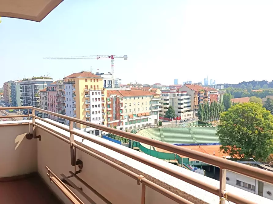 Immagine 8 di Appartamento in vendita  a Milano