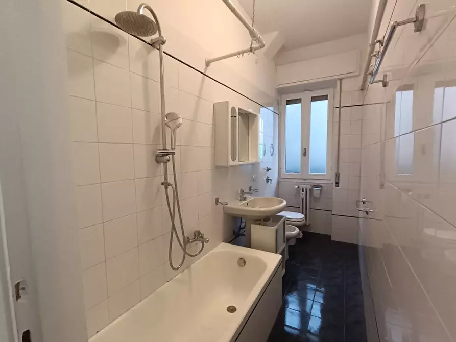 Immagine 15 di Appartamento in affitto  a Milano