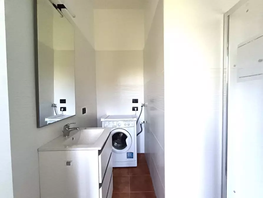 Immagine 12 di Appartamento in affitto  a Lainate