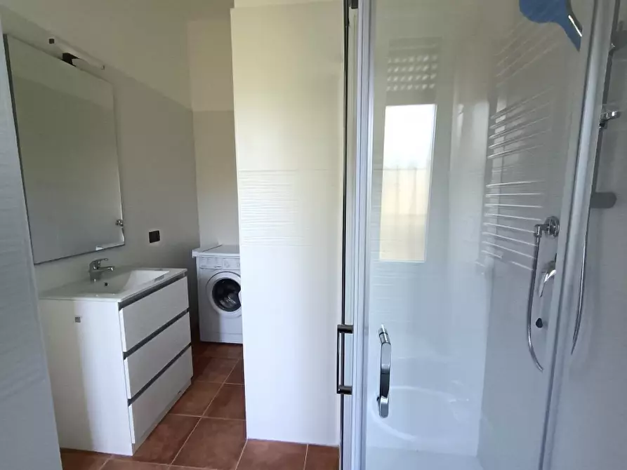 Immagine 13 di Appartamento in affitto  a Lainate