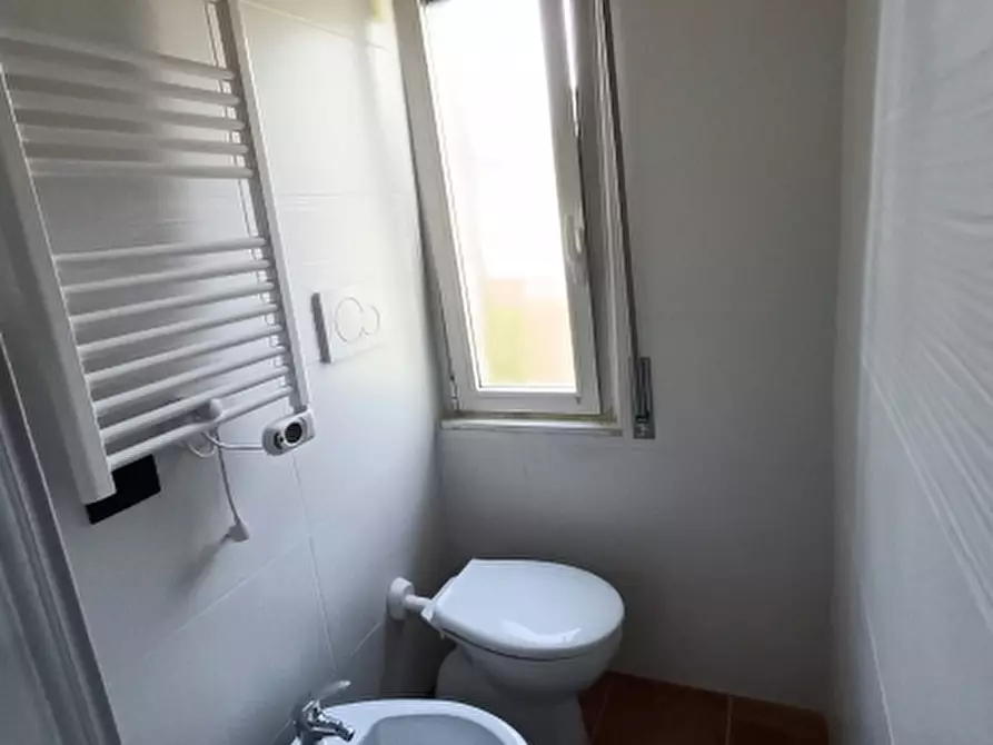 Immagine 14 di Appartamento in affitto  a Lainate