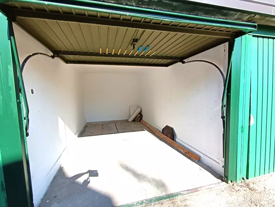 Immagine 16 di Appartamento in affitto  a Lainate