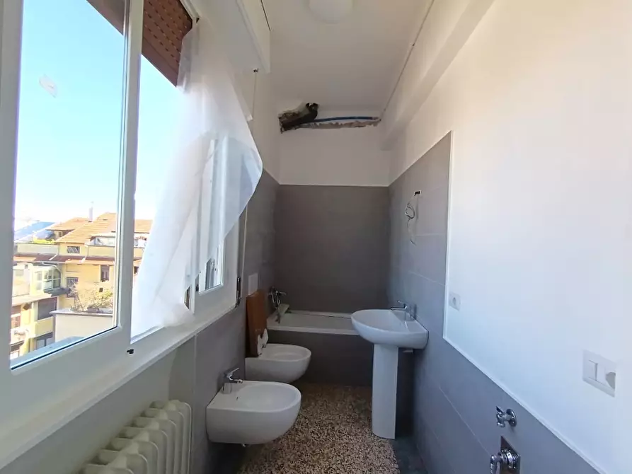 Immagine 13 di Appartamento in affitto  a Milano