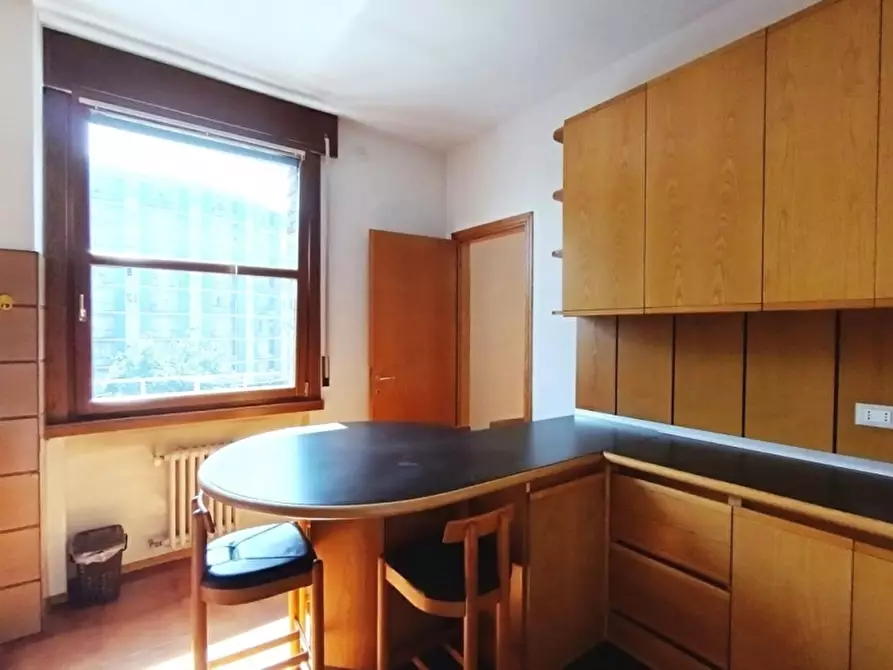 Immagine 10 di Appartamento in vendita  a Milano