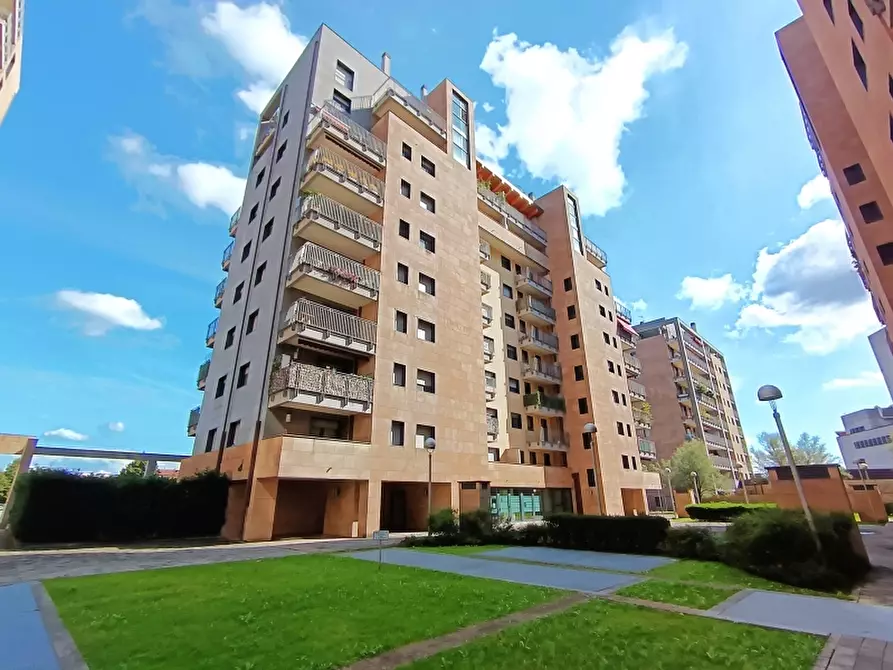 Immagine 19 di Appartamento in affitto  a Milano