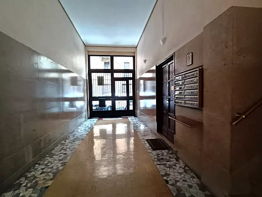 Immagine 19 di Appartamento in vendita  a Milano