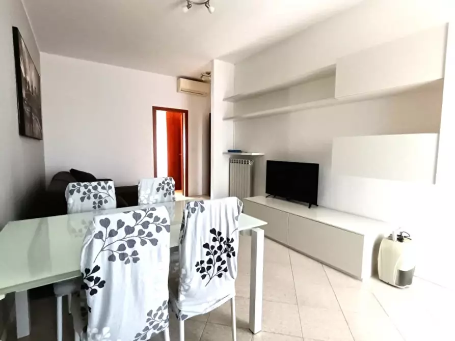 Immagine 3 di Appartamento in vendita  a Milano