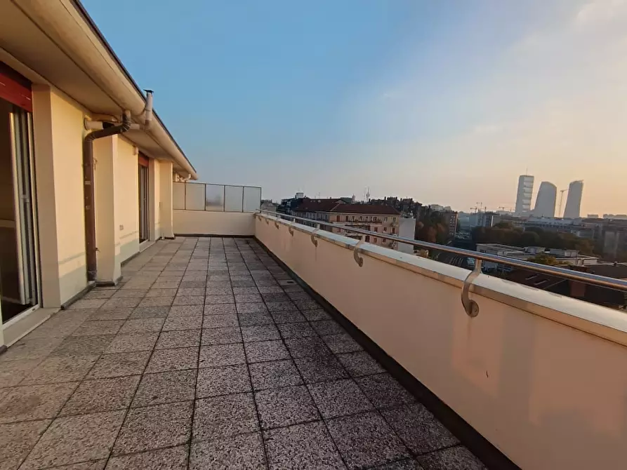 Immagine 17 di Appartamento in affitto  a Milano
