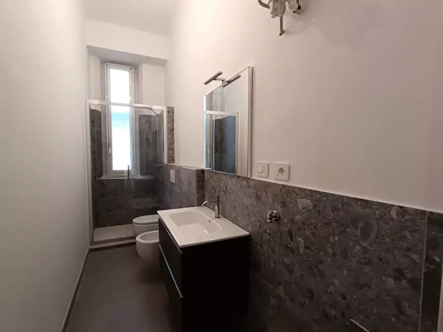 Immagine 15 di Appartamento in affitto  a Milano