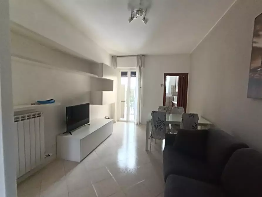 Immagine 2 di Appartamento in vendita  a Milano